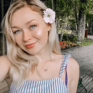 Meet your Posher, Kelsey